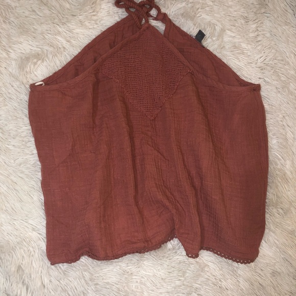 Halter top - Picture 3 of 3